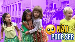 A FESTINHA NA ESCOLA DA LARA TEVE UM FINAL FELIZ? 😰 - Familia da Rê