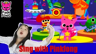 Songs and learning with Pinkfong Word Power, Ella and Mommy!