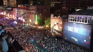 Sixwire sings “Don’t Stop Believing” at the NFL Draft 2019 in Nashville, TN