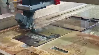 AC 5-axis waterjet cutting machine cut 12mm iron plate