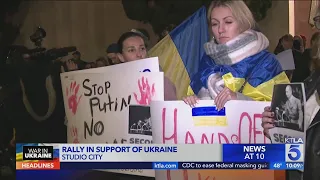 Studio City protests condemns Russian attack on Ukraine