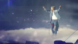 Taemin - Despacito Music Bank In Chile 2018