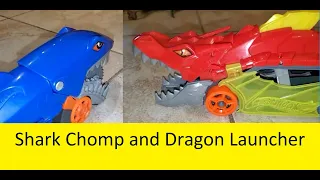 David plays Shark Chomp & Dragon launcher Hot Wheels!Давид с акулой и драконом для машинок Хот Вилс!