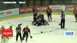 Hockey Fights Orli Znojmo - Graz