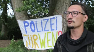 Brutale Räumung des NoG20-Camps in Entenwerder