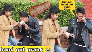 Hand Cut Prank || Prank On Boyfriend (Gone Extremely Wrong 😱) || Malik Prank