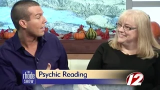 Spirit Medium Makes Connection with Afterlife with a Psychic Reading