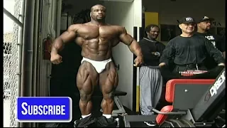 Chris Cormier & Flex Wheeler - Chest Workout For 1999 Mr.Olympia