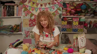 Making Mexican Embroidered Felt Hearts