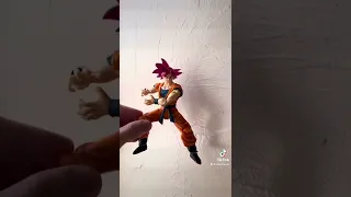 S.H. Figuarts Goku poses