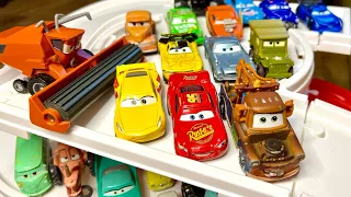 Looking for Lightning McQueen Cars: Lightning McQueen, Tow Mater, Frightening McMean, Fillmore, Cruz