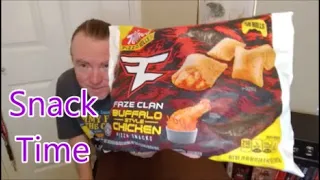 Totino's - Faze Clan Buffalo Style Pizza Rolls Review