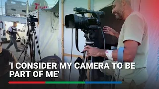 Gazan journalist returns to work following leg amputation