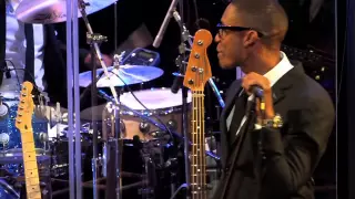 Raphael Saadiq - Love That Girl (Live on KEXP)