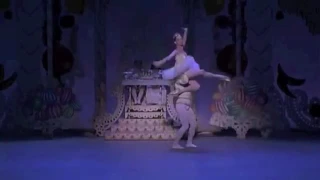 NUTCRACKER GRAND PAS DE DEUX  (Kistler, Woetzel)