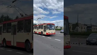 VVT Škoda 14Tr13/6 #1647 on route 7 near Vilnius railway station | #skoda #trolleybus #bus #ytshorts