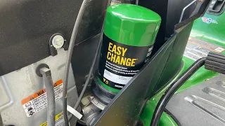Easy Change Oil And Filter Change For A John Deer Riding Lawnmower