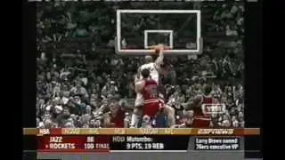Vince Carter Dunks on Andres Nocioni; Jason Kidd Hits No-Look Shot in the Clutch