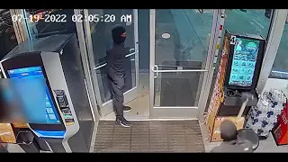 Police searching for robbers wanted for breaking lottery machines, stealing cash in Port Richmond