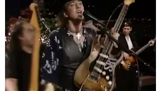 SRV Executes Flawless Guitar Swap