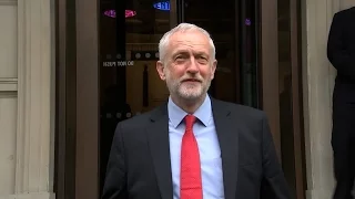 Jeremy Corbyn announces manifesto agreement