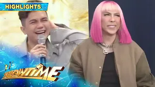 Vice Ganda mimics how Vhong cried when he returned to It's Showtime | It's Showtime