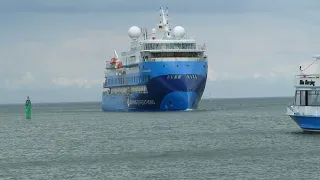 Erstanlaufen der Ocean Albatros in Warnemünde | 5.5.24