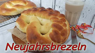 Neujahrsbrezeln / Sylvesterbrezeln | Traditionsgebäck | Rezept mit Videoanleitung