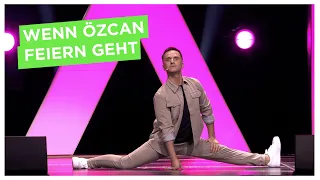 Özcan Cosar - Der klassische Discofox-Andreas | 1LIVE KÖLN COMEDY-NACHT XXL 2022