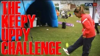 Arsenal Ladies keepy uppy | FATV Challenge