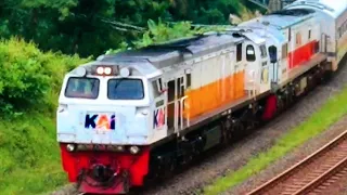 WOOOWW ‼️ NONTON KERETA JOGLO SEMARKERTO LOKOMOTIF DOBEL CC206 DAN CC201 KEREN CO