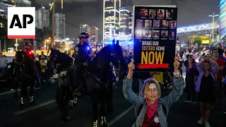 Demonstrators in Tel Aviv call on Israel to agree to hostage deal