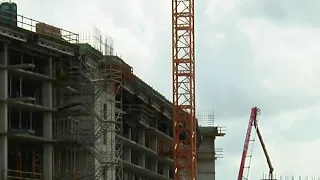 2 people die in construction accident