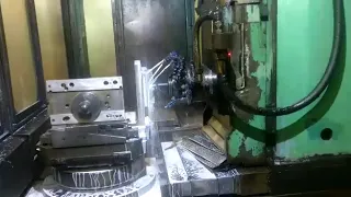 working video of HMT HMC 500 CNC Horizontal Machining Center