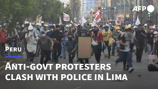 Peru: Anti-government protesters clash with police in Lima | AFP