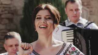 Ionela Hîncu & Orchestra ”Moldovlaska” - Vreau Atât Cât Pot Să-mi Fac (Official Video)