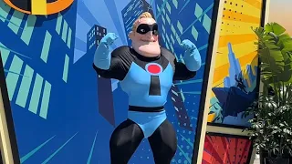 Mr. Incredible and Elastigirl - New Meet & Greet Outfits - Pixar Fest - Disney California Adventure