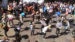 Discover Norwich Shake Your Tail Feather Flash Mob