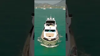 Аренда яхт в Таиланде 🛥 На видео 30 метровая яхта, дневная аренда возможна для 25 гостей.