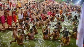 Last Nanga Baba Simhasth Kumbh Mela Mahaparv Shahi Snan 21052016 in ujjain...