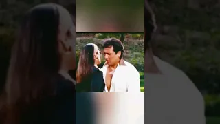 Apne deewane ka karde Bura HAL re ankhiyon se Goli mare. Govinda and Raveena Tandon.