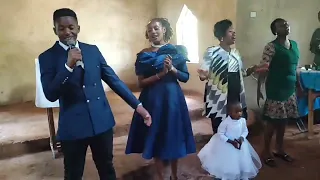 THE FIRST TIME MY WIFE AND MUM JOINED ME AS I WAS SINGING "NDAGWÌTA KIHOTI"