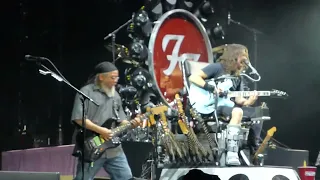 2015-07-16 - Foo Fighters - How Low Can a Punk Get (Cover with Bad Brains)   - Citi Field, Flushing