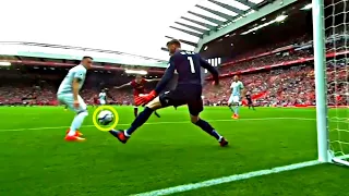 1 minute of Legendary David De Gea saves