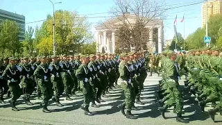 Репетиция парада победы 2018, проход личного состава, Донецк