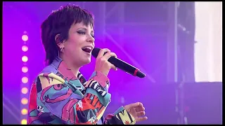Lily Allen - LDN (Live At Isle Of Wight Festival 2019/Live At V Festival 2014) (VIDEO)