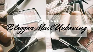 Unboxing PR Packages | Fashion Blogger Mail | Sinead Crowe