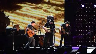 Farm Aid 2014 - Neil Young w/ Lukas & Micah Nelson - Rockin' in the Free World