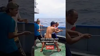 Mancing di selat makassar kuat kuatan baku tarik | Full video chek profil #shorts