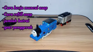 Thomas train review that can emit smoke